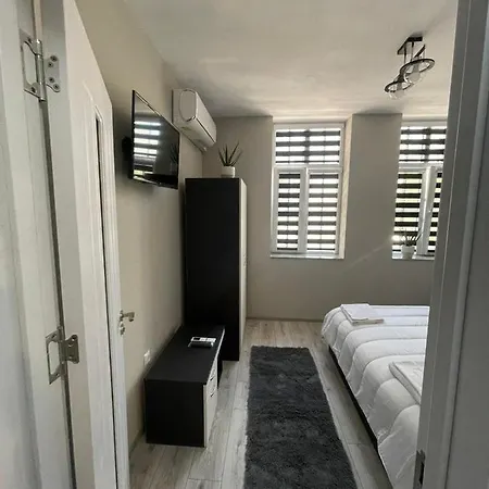 Apartment Dream Warna